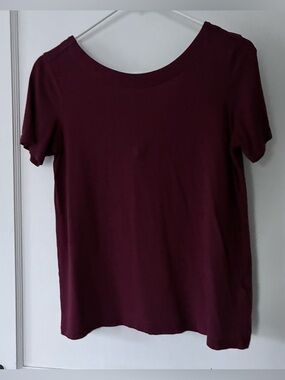 Banana Republic Factory Short Sleeve Scoop Neck Top - Deep Wine